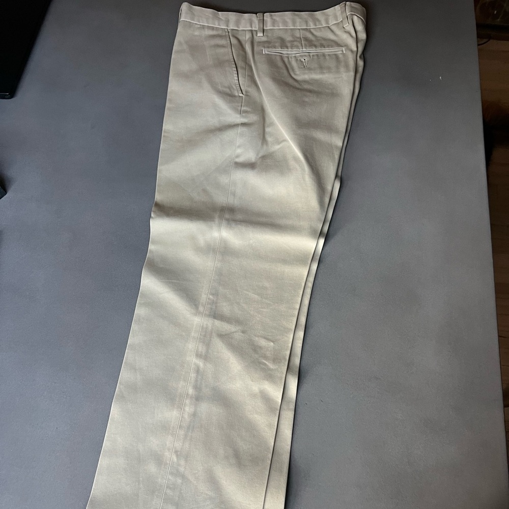 JCrew khaki pants: 30x30